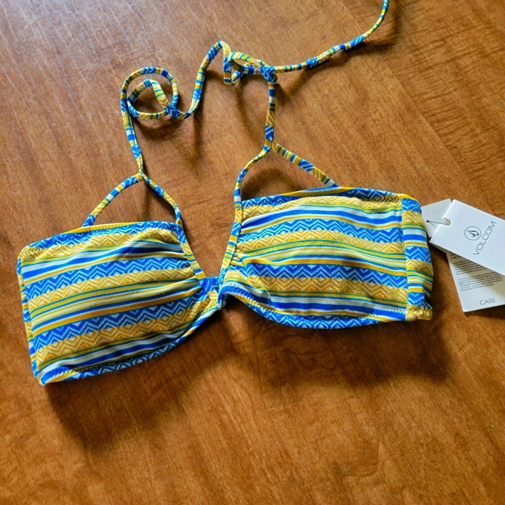 Volcom bathing suit top - Picture 2 of 2